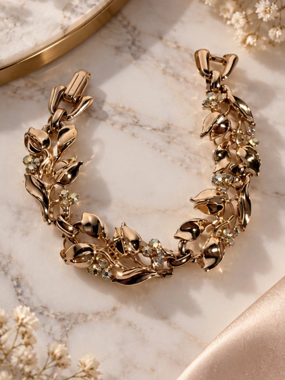 Vintage Gold Tone Tulip Link Bracelet Aurora Borealis Rhinestones Floral